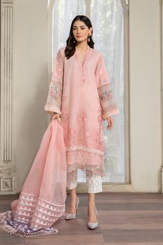 Peach DW-EF21-30 Maria B Casual Wear 2021 Pakistani Designer Clothes, Pakistani Dresses Online, Pakistani Designer Suits, Maria B, Organza Dupatta, Pakistani Designers, Suit Fabric, Suit Designs, Pakistani Outfits