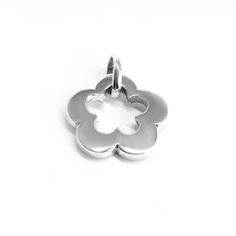 Beautiful solid Sterling silver flower pendant. Say it with a flower… makes for a lovelyValentine’s Gift!Approximate size: 1 ¼ x 1 1/8 inch.Comes with a ribbon necklace. Gift boxed! Ribbon Necklace, Sterling Jewelry, Sterling Silver Flowers, Pearl Flower, Gift Card Shop, Promotional Gifts, Silver Flowers, Flower Pendant, Baroque Pearls