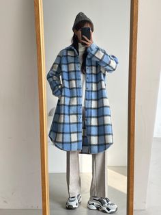 A long sleeve midi length oversized shirt with fleece feel and check pattern. Model is in MINUSEY L. Please allow 5-12 business days to ship when in restocking. * MINUSEY L = EU 34, US 2* MINUSEY XL = EU 36, US 4* MINUSEY 2XL = EU 38, US 6* 100% Polyester* Dry clean* Made in Korea - Model Height: 172cm/5'7" (US2, EU34) Oversized Blue Flannel Long Sleeve Shirt, Oversized Blue Long Sleeve Flannel Shirt, Blue Long Sleeve Flannel Shirt For Fall, Winter Blue Flannel Outerwear, Winter Workwear Flannel Shirt Long Sleeve, Fleece Plaid, Waiting List, Long Sleeve Midi, Check Pattern