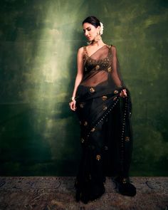 Pitta Work, Vaani Kapoor, Saree And Blouse, Metallic Blouses, Instagram Friends, Black Saree, Embellished Blouse