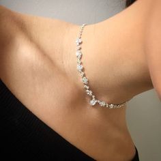 Silver choker crystal choker necklace adjustable choker Necklaces For Homecoming, Choker Necklace With Pendant, Formal Choker Necklace, Prom Inspo Jewelry, Silver Jewelry For Homecoming, Hoco Necklaces Silver, Diamond Necklace Formal, Wedding Dress Choker Necklace, Jewelry Necklaces Silver Jewels