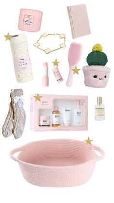 the contents of a pink bathtub and accessories