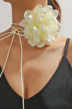 Enhance your charm with this oversized floral necktie collar choker necklace accessory. Crafted with attention to detail, the exquisite flower design adds a touch of elegance to any outfit. Its versatile style makes it perfect for both casual gatherings and formal occasions. Wedding Dress Aesthetic, Flower Collar, Floral Necktie, Flower Statement Necklace, Collar Choker, Dress Aesthetic, Black Accessories, Choker Collar, Collar Jewelry