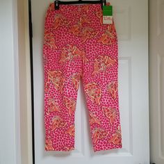 Nwt Lilly Pulitzer Lilly Capri In Pink Sands Butterfly White Label, Size 4 Zip Front Closure One Front Pocket Inseam 24" 97% Cotton 3% Spandex Pink Summer Capris With Pockets, Pink Capris With Pockets For Summer, Casual Pink Capris For Spring, Fitted Pink Capris For Summer, Summer Pink Cotton Capris, Spring Pink Capris With Pockets, Pink Spring Capris With Pockets, Pink Capri Length Pants For Summer, Casual Pink Capri Pants