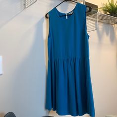 New Joie Silk Blue Dress. Sleeveless. Airy. Lightweight. Keyhole Back With Hook And Eye Closure. Lined. Perfect For Weddings Or The Office Or Even Everyday! Chic Blue Sleeveless Pleated Dress, Chic Blue Sleeveless Maxi Dress, Blue Flowy Sleeveless Mini Dress, Blue Flowy Midi Sleeveless Dress, Blue Flowy Sleeveless Midi Dress, Blue Flowy Sleeveless Dresses, Silk Blue Dress, Bridal Maxi Dress, Blue Silk Dress