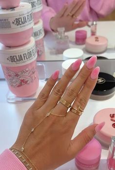 Birthday Nails Preppy, Elegant Almond Nails, Trendy Almond Nails, Paznokcie Hello Kitty, Almond Gel Nails, Japan Nail, Evry Jewels, Kutek Disney, Manikur Kuku