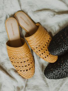 100% leather handwoven mule in a beautiful neutral-toned mustard/camel color which is very unique and flattering on all tones! Vegetable-tanned leather insoles with light cushioning for ultimate comfort.Flexible non-slip rubber outsoles.Fit: True to size Handmade Sandals, Loafer Mules, Vegan Shoes, Camel Color, Leather Mules, Heeled Loafers, Seasonal Fashion, Handmade Accessories, Vegetable Tanned Leather