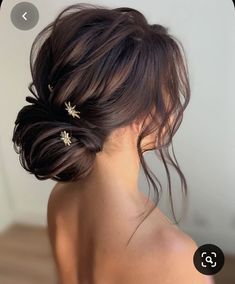 Elegant Hairstyles Updo, Hairstyles Updo Wedding, Romantic Bridal Updos, Textured Bun, Updo Wedding Hairstyles, Kadeřnické Trendy, Updo Wedding, Bridal Hair Updo