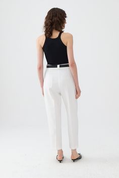 These pants boast a stylish and flattering design, crafted from high-quality fabric that withstands a busy lifestyle. Ideal from day to evening, they offer a regular fit, full fit, are unlined, and feature double dart detailing on both the front and back. Designed without pockets, these high-waisted pants come with a fly zipper and hook closure. Dry clean Material:72% Polyester, 22% Viscose, 6% Elastane High rise Officially licensed Imported Brand: Nocturne Model Product Size: S Model Size: Heig Brand Magazine, Dryer Machine, Busy Lifestyle, Blazer With Jeans, Pleated Pants, Independent Designers Fashion, Gifts For New Moms, S Models, Dart