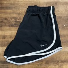 Size Medium Nwot Nike Running Shorts! I Accidentally Pickup Up With Wrong Size! I Love These Shorts, Wear Around The House, To The Grocery Store, To The Gym, Wear Them Anywhere!!! I Accidentally, Nike Running Shorts, Shorts Nike, Cheap Clothes, Shorts Athletic, Nike Running, Nike Shorts, Gym Wear, Running Shorts