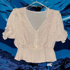 Nwot Love Tree Blouse. Cropped. Lightweight Material. V-Neck, Cinched Sleeves, Beautiful Details. Cream Color. Comes With An Extra Button. Size Medium. Never Worn. Perfect Condition! Love Tree, Tree Tops, Cream Color, Product Description, Womens Tops, Size Medium, V Neck, Cream, Women Shopping