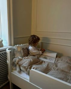 Twins Sleeping Together, Live In Nanny Aesthetic, 4 Kids Aesthetic, Only Child Aesthetic, Little Boy Aesthetic, Baby Room Aesthetic, Parenting Aesthetic, Parent Room, Aesthetic Princess