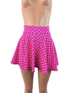 "Please measure yourself to see which length is right for you Hot pink matte , small round mermaid scale print spandex skater skirt 15\" shown on mannequin. High waist skirt can be worn lower or higher most skirts allow you to place the waistline where it suits you on your particular body shape and personal desire! this fun flirty skirt is a full circle design and can be ordered in lengths of 10 inch, 12 inch, 15 inch and 19 inch- if you need a longer length contact me for a quote. Any of my ite Rave Skirt, Skirt Circle, Fabric Fish, Skater Skirts, Festival Skirts, Pink Mermaid, Dance Tops, Scale Fabric, High Low Skirt