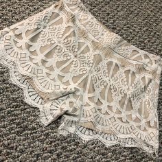 Gorgeous Lace Detailed Shorts With Invisible Side Zipper. No Flaws Never Been Worn Lace Bottoms With Built-in Shorts For Summer, White Lace Vacation Bottoms, Lace Beach Bottoms In Short Length, Lace Bottoms For Beach, Short Length, Lace Beach Bottoms Of Short Length, Fitted White Lace Shorts, Fitted Vacation Bottoms With Lace Trim, Stretch Lace Bottoms For Summer, Summer Lace Stretch Bottoms