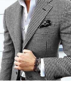 Elegant Tweed Jacket With Houndstooth Pattern, Elegant Fall Suit For Groom, Elegant Fall Suit For Grooms, Winter Wedding Suits With Pockets, Elegant Tweed Jacket With Houndstooth Pattern And Suit Collar, Houndstooth Pattern Suits With Long Sleeves, Tailored Suit For Groom In Fall, Tailored Fall Suits For Groom, Tailored Fall Groom Suit