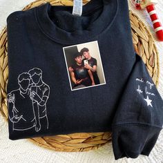 Embroidered Portrait Couple Sweatshirt, Embroidered Portrait from Photo Hoodie, Wedding Portrait, Matching Couple Hoodies, Anniversary Gift 1) BRANDS AND COLORS: a) Brand Gildan (size S-3XL): - High demanded colors: Sand, Black, White, Sport Gray, Dark Chocolate, Forest Green, Light Pink, Light Blue, Maroon, Navy, Charcoal, Dark Heather, Royal, Orange, Military Green, Indigo Blue, Heather Green, Heather Maroon, Heather Navy, Heather Royal, and Heather Scarlet Red.  - Tshirt (short sleeves no hoo Matching Couple Hoodies, Hell Rosa, Matching Hoodies For Couples, Couple Hoodies, Embroidered Portrait, Portrait Couple, Couples Sweatshirts, Matching Couple, Heather Green