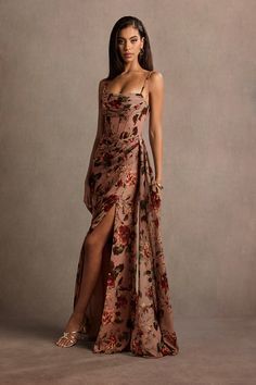 Bella Hadid Best Dresses 2024 - Fashion Tips Tricks Spring Black Tie Dresses, Fig Bridesmaid Dresses, Wedding Guest Dress Copper, Asian Wedding Guest Dress, Victorian Wedding Guest Dress, Ethiopian Wedding Guest Attire, Florence Wedding Guest Dress, New Mexico Wedding Guest Dress, Brown Pattern Dress