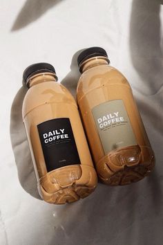 Iced Coffee Business Ideas, Bottled Coffee Aesthetic, Coffee Shop Drink Ideas, Coffee Drink Packaging, Coffee In A Bottle, Coffee Bottle Packaging, Korean Coffee Shop Aesthetic, Coffee Bottle Design, Bottled Iced Coffee