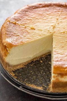 Philadelphia Dessert, Recipe With Heavy Cream, Creamy Cheesecake Recipe, Philadelphia Cheesecake, Cream Cheese Recipe, Philadelphia Torte, Baker By Nature, Classic Cheesecake, Best Cheesecake