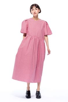 Our favorite dress updated for the spring summer season. Pleated sleeves and shirred skirt for an oversized playful look. This is a fun dress to wear day and night. Shirred Skirt, Fancy Shop, Garden Dress, Pleated Sleeves, Fun Dress, White Eyelet, Spring Garden, Day And Night, Favorite Dress