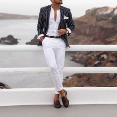 Homecoming Outfits, Men With Street Style, Herren Outfit, Striped Jacket, Elegantes Outfit, Straight Trousers, Mens Fashion Suits