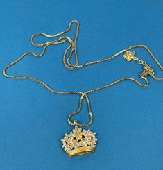 Vintage Queen Versace Charm Neckalce 46 cm size  Gold pleated brass Regal Gold Jewelry With Crown Design, Royal Gold Jewelry For Formal Occasions, Vintage Gold Jewelry With Crown Design, Versace Vintage, Charm Necklaces, Charm Necklace, Versace, Ukraine, Beauty Book