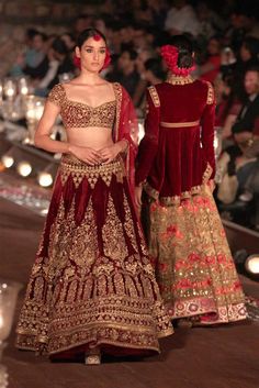 Indian Bridal Wear Canada. There are any references about Indian Bridal Wear Canada in here. you can look below. I hope this article about Indian Bridal Wear Canada can be useful for you. Please remember that this article is for reference purposes only. #indian #bridal #wear #canada भारतीय दुल्हन संबंधी, Delhi Couture Week, Saree Bollywood, Beautiful Red Dresses, Rohit Bal, Salwar Kamiz, Indian Bridal Wear, Ghagra Choli, Indian Bridal Fashion