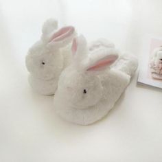 Description With Unicorn🦄 and Rabbit🐇 Slippers in the winter, you won't be suffering from chill toes.👣❄️ These cute slippers are best for you and also for your kids. Made with the finest quality material, these are designed in a perfect unicorn shape that your children would love😍. Ladies would also love to wear this beautiful white and pink pair. Get these lovely slippers to have a warm and comforting feel while wandering about in your home. These fluffy slippers🦄 is the most suitable choi Fluffy Bunny Slippers, Rabbit Slippers, Winter Cartoon, Fluffy Shoes, Unicorn Slippers, Mode Kawaii, Slippers Womens, Fur Sandals, Bunny Slippers