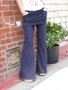 This Womens Pants & Capris item by HerbanDevi has 5168 favorites from Etsy shoppers. Ships from Hayward, CA. Listed on Apr 26, 2024 How To Style Yoga Pants Outfits, Yoga Pant Outfits, Pants With Skirt, Organic Yoga Clothes, Mode Des Leggings, Leggings Mode, Yoga Studio Design, Hemp Clothing, Yoga Pants With Pockets