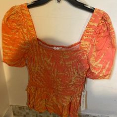 Peach & Gold Top June & Hudson (New-Sz S) Trendy Orange Top For Day Out, Orange Summer Vacation Top, Orange Summer Top For Beach, Orange Summer Tops For Vacation, Orange Summer Beach Top, Peach Tops For Summer Brunch, Fitted Peach Top For Brunch, Orange Tops For Beach Season Vacation, Trendy Apricot Summer Tops