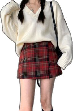 Trendy Plaid High-waist Mini Skirt, Trendy High Waist Plaid Mini Skirt, Trendy Plaid Skort For School, Trendy Plaid Skort For Fall, Winter School Plaid Mini Skirt, Preppy Mini Skirt For Winter School Season, Preppy Plaid Mini Skirt For School, Casual Plaid Mini Skirt For Winter, Plaid Mini Skirt For School In Winter