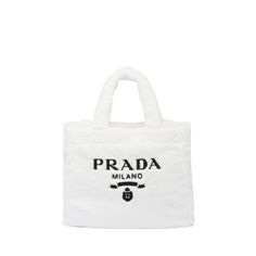 1:1 Replica BagMeasurements: 41 x 15 x 32cm / 16.1 x 5.9 x 12.6 inches   Terry handles  Embroidered lettering logo on the front and enameled metal triangle logo on the side  Re-Nylon logo-print lining with zipper pocket Lv Shoulder Bag, Fake Designer Bags, Fake Designer, Lettering Logo, Prada Designer, Triangle Logo, Designer Shoulder Bags, Black White Pink, Luxury Brands