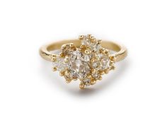 Ruth Tomlinson, Luxury Gift Ideas, Vintage Cluster Ring, Jewellery Luxury, Beautiful Composition, Unusual Rings, Traditional Diamond, Engagement Ideas, Radiant Cut Diamond