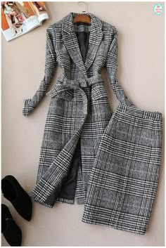 Plaid Suits Women, Plaid Winter Coat, Long Jackets For Women, Ladies Coat, Mode Chanel, Slim Skirt, Office Dresses For Women, Women's Suits, Long Coat Women