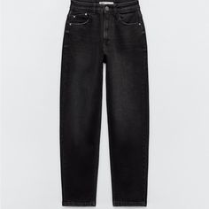 Nwt | Zara | Mom Jeans | Black | Size 2 | High Waisted | Button And Zip Closure | Pockets In Front And Back Measurements: Waist: 25 Inches Inseam: 28 Inches Length: 38.5 Inches Comment Any Questions Jeans Png, Mom Jeans Black, Zara Mom Jeans, Zara Denim Jeans, Black Straight Leg Jeans, Black Mom Jeans, Cropped Wide Leg Jeans, Acid Wash Jeans, Jeans Mom