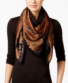 Scarf Styling, Ralph Lauren Scarves, Paisley Scarf, Mode Tips, Ways To Wear A Scarf, Scarf Outfit, Stylish Scarves, Ralph Lauren Style