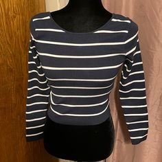 Really Cute Viscose/Polyamide Blend Striped Top Zara Stretch Casual Blouse, Chic Navy Fitted Tops, Navy Chic Fitted Tops, Casual Blue Fitted Blouse, Fitted Long Sleeve Navy Top, Navy Fitted Long Sleeve Top, Fitted Navy Long Sleeve Top, Navy Casual Fitted Crop Top, Casual Fitted Navy Crop Top