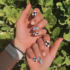 Funky Fall Nail Ideas, Fall Checkered Nails, Colorful Trendy Nails, Summer To Fall Nails, Checker Nails, Fall Nail Art Designs