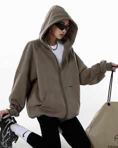 A zip hoodie with an oversized silhouette.

This season's trendy items will boost your street style.

Sweat items that can be worn in a relaxed manner are sure to be popular.

◾️Model
Height/Weight: 167cm(65.7in)/40kg(88.1lb)
Try-on size: M






Cm
(inches)

Length
Chest
Sleeve Length


M
70(27.5)
126(49.6)
77(30.3)


L
72(28.3)
130(51.1)
79(31.1)


XL
74(29.1)
134(52.7)
81(31.8) Oversized Long Sleeve Outerwear For Leisure, Hooded Outerwear For Leisure In Winter, Hooded Winter Outerwear For Leisure, Oversized Fleece Outerwear For Streetwear, Leisure Winter Hoodie Outerwear, Oversized Hooded Jacket For Hip Hop Streetwear, Oversized Casual Hoodie For Outdoor, Casual Oversized Outdoor Hoodie, Fall Leisure Hoodie With Pockets