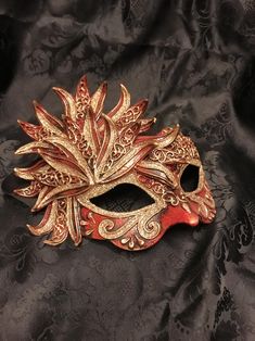 Venetian Masquerade Mask Venice mask Flower | Etsy Masquerade Mask Aesthetic, Maskerade Mask, Harlequin Mask, Costume Carnaval, Venice Mask, Venetian Masquerade Masks, Mask Aesthetic, Mask Shapes, Red Mask