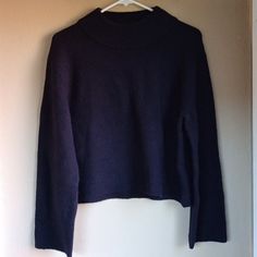 J.Crew Merino Wool Blended Soft Black Minimalist Sweater Oversized Size Xs Approximate Measurements 19" Pit To Pit 21" Length New With Tags Minimalist Sweater, Black Minimalist, Sweater Oversized, Sweater Oversize, Soft Black, Merino Wool, New Color, Wool Blend, J Crew