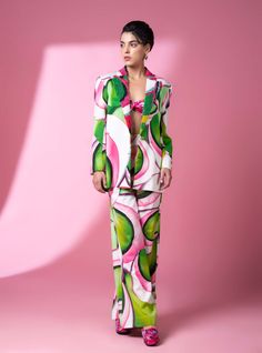 Pant suit with a bustier, embellished with stunning Murano glass art embroidery, a masterpiece of elegance and sophistication. Art Embroidery, Textile Crafts, Cultural Diversity, Pant Suit, Photographic Lighting, Murano Glass, Wearable Art, Color Combinations, Custom Sizing