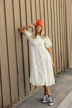 This floral midi features puff sleeves, a tiered silhouette, and the most perfect creamy color. Perfect for all seasons, the Sister Golden hair Tiered Dress is one you are going to want in your closet! fully lined (unlined sleeves) Athleisure Mom, Sister Golden Hair, Sister Golden, Invert Colors, Mom Accessories, Creamy Color, Golden Hair, Capri Blue, Love Is Free