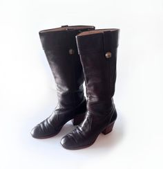 Vtg Coach Fayth Dark Brown Leather Knee High Boots Sz 10 B, Brass Button, Block Heel, Coach imprints on Each Boot, Great Winter Boot, Leather is soft and broken in, Boho, Festival, Outdoor, Winter.. Good Vintage Condition. Vintage Leather Boots With Buttons, Brown Leather Block Heel Knee-high Boots, Brown Leather Sole Knee-high Winter Boots, Brown Knee-high Calf Leather Heeled Boots, Brown Leather Knee High Boots, Vintage Brown Leather Knee-high Boots, Leather Knee High Boots, Brown Knee-high Boots With Buckle Closure, Knee High Leather Boots