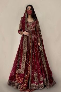 Saree Styles Modern, Lehenga Draping, Lehenga Patterns, Lehenga Color Combinations, Modern Lehenga, Lehenga Styles, Bridesmaids Lehenga, Ethnic Lehenga, Lehenga Embroidery