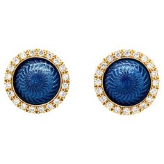 Victor Mayer round stud earrings 18k yellow gold, Candy collection, translucent medium blue vitreous enamel, 40 diamonds, total 0.30 ct, brilliant cut, G VS, diameter app. 12.2 mm About the creator Victor Mayer Victor Mayer is internationally renowned for elegant timeless designs and unrivalled expertise in historic craftsmanship. Lovers of the extraordinary appreciate the beauty of Victor Mayer's designs, which use extremely rare techniques such as genuine enamel or elaborate engravings. Since Gold Candy, Vitreous Enamel, Luminous Colours, E 40, Round Stud Earrings, Wave Pattern, Blue Diamond, 00 00, High Quality Jewelry