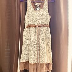 Beautiful Sleeveless Vintage Dress Sleeveless Brown Dress With Lace Trim, Brown Sleeveless Dress With Lace Trim, Fitted Brown Sleeveless Dress For Spring, Brown Lace Trim Dress For Spring, Brown Sleeveless Midi Dress For Spring, Brown Lace Dresses For Spring, Vintage Dress, Vintage Dresses, Colorful Dresses