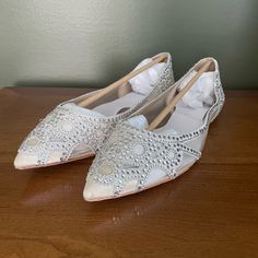 Badgley Mischka Pointed Toe Gigi Flats Size:10 Ivory Worn Once For Wedding No Missing Stones Original Box, Dust Bag, And Replacement Stones Included Badgley Mischka Shoes, Flat Color, Badgley Mischka, Flat Shoes Women, Loafer Flats, Original Box, Dust Bag, Loafers, Size 10