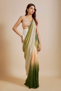 Minimalist Saree, Office Sarees, Saree Types, Ombre Saree, Desi Attire, Hand Embroidered Blouse, Draped Saree, Simple Saree Designs