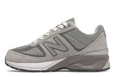 New Balance 990v5 kids shoes features leather upper, Modern comfort style sneakers. Features suede/mesh upper cushioned midsole and durable outsole. perfect for everyday wear. Rugged Boots, Running Sneakers Women, Mens Boots Fashion, Boots Women Fashion, New Sneakers, Style Sneakers, Womens Clogs, Kids Boots, Comfort Style